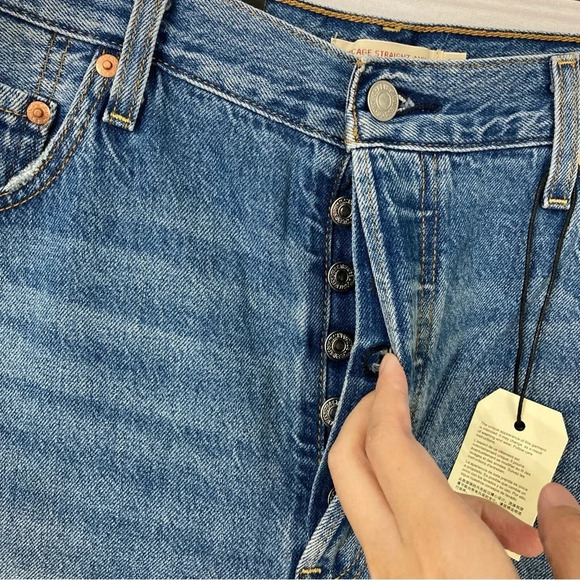 New Levi's Premium Distressed Ribcage Straight Ankle Jeans size 32 - Picture 5 of 10